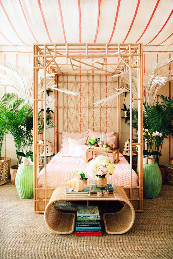 The Paradise Canopy Bed from Lindroth's expanded collection