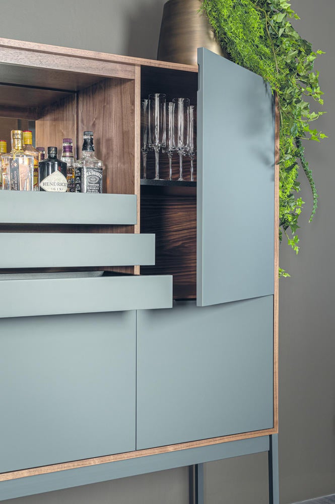 The Aberdeen bar cabinet by Dôme Deco