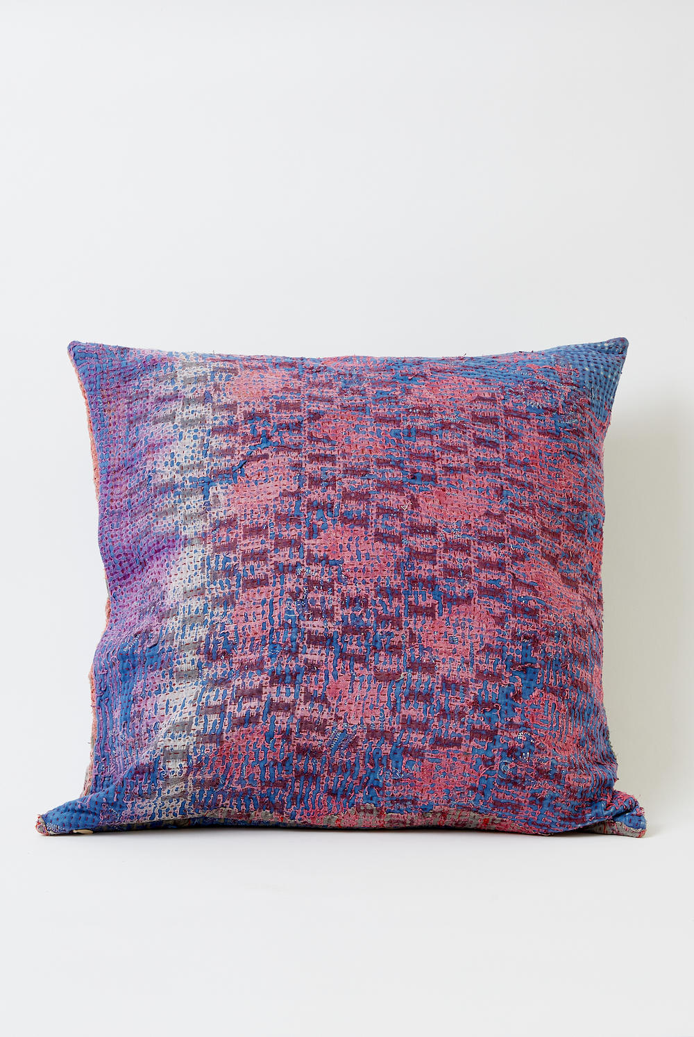 Kravet’s collab with Nadia Watts, noteworthy debuts from Studio Robert McKinley and more