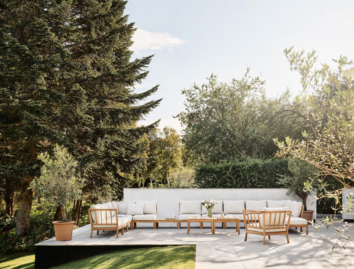 Fresh outdoor-ready debuts from Fritz Hansen, Clé Tile, Jamie Stern and more