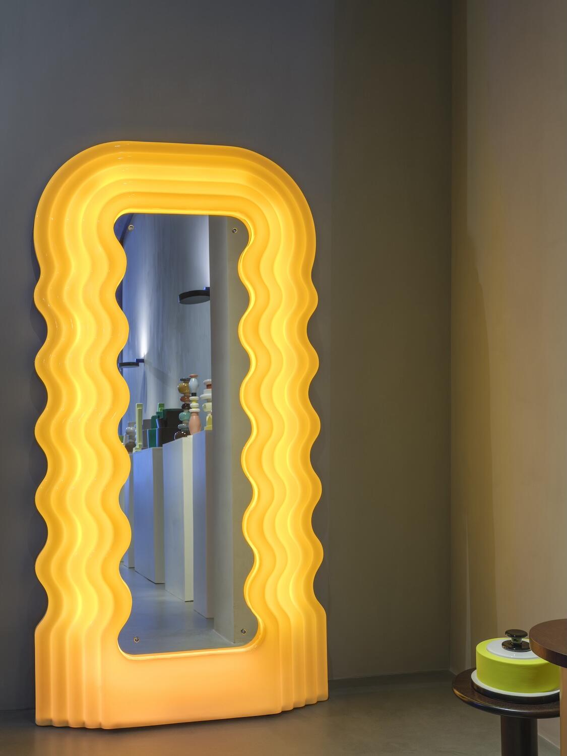 The Ultrafragola mirror by Ettore Sottsass
