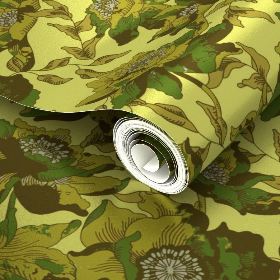 Isabel Ladd strikes gold—and silver—with Spoonflower’s metallic wallpapers