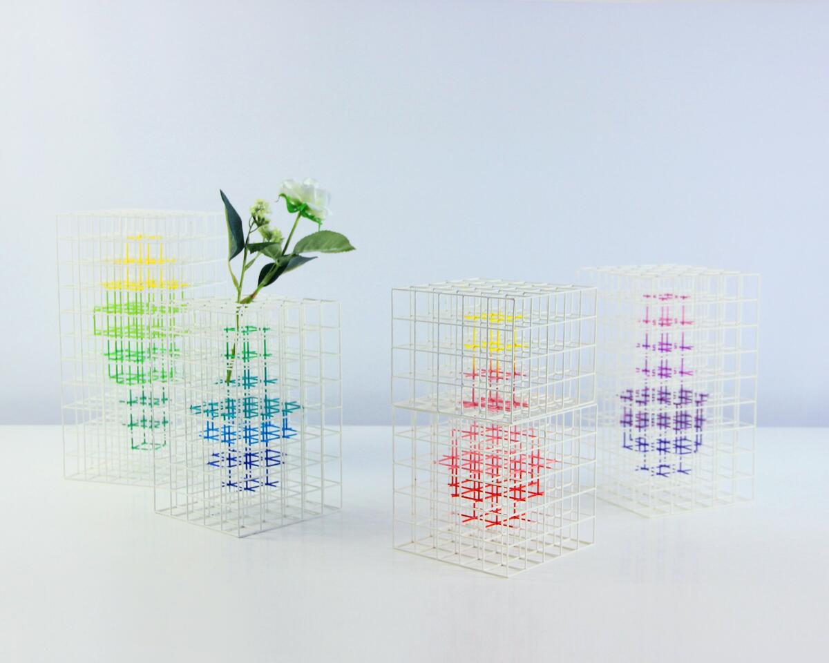 Desz Office's Vase Na 2.0 designs 