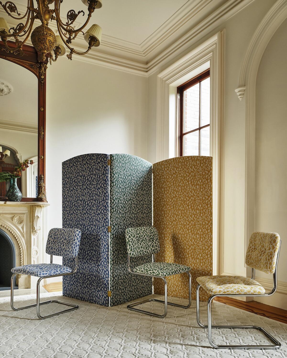 Timothy Corrigan’s Arabesque rug in Chalk and Leaping Leopards fabric in Ice Blue, Rosemary and Sunshine for Perennials 