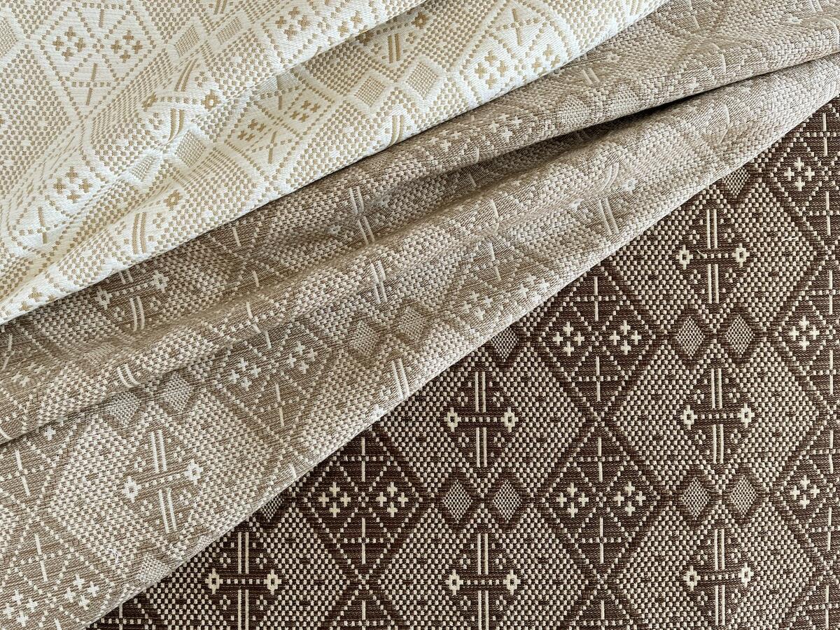 Suzanne Tucker Home’s Basketcase fabric in Meringue, Mushroom and Chocolate Suzanne Tucker Home’s Basketcase fabric in Meringue, Mushroom and Chocolate