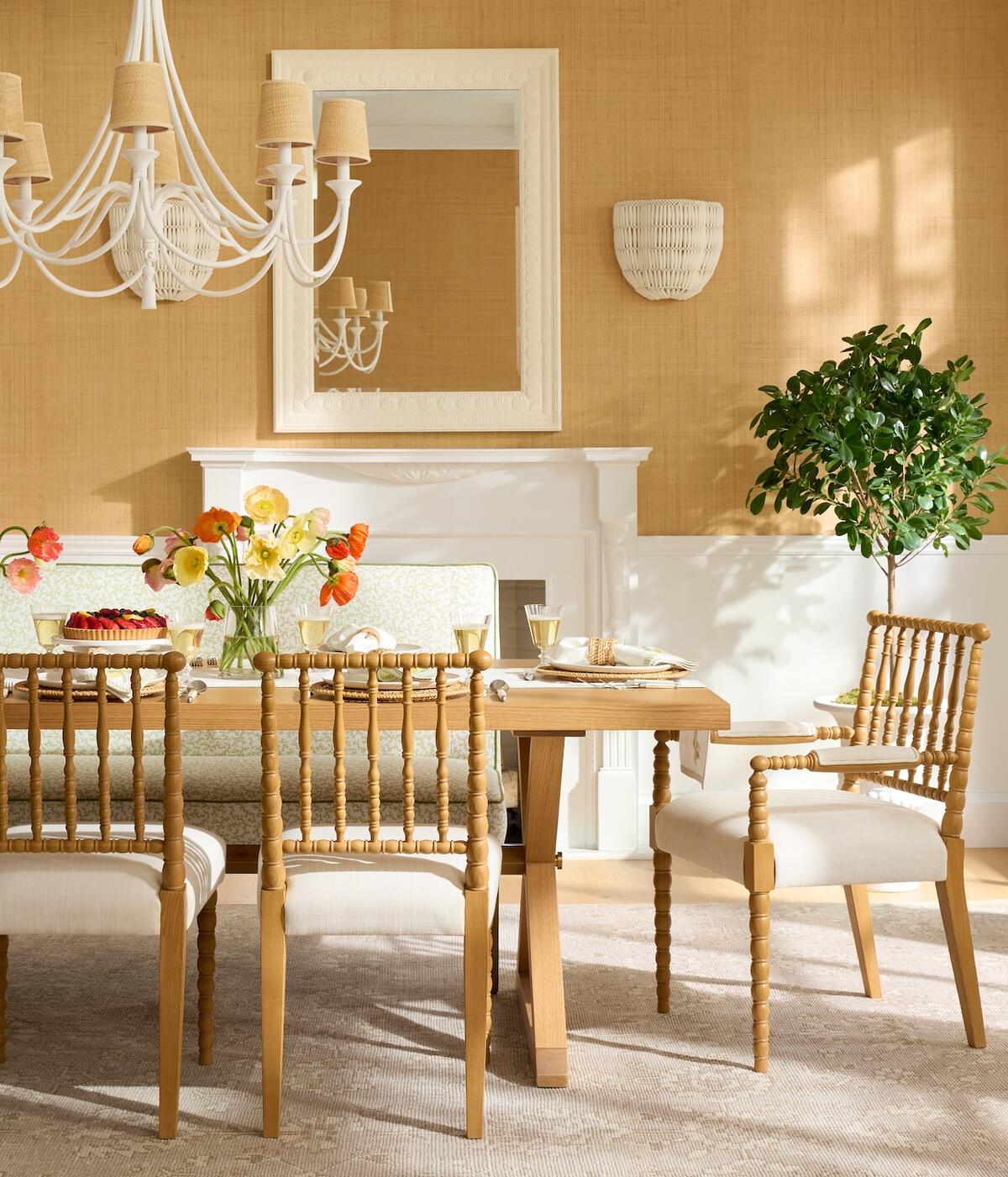 De Gournay’s homage to Bunny Mellon, Nickey Kehoe collabs with House of Hackney, and more De Gournay’s homage to Bunny Mellon, Nickey Kehoe collabs with House of Hackney, and more