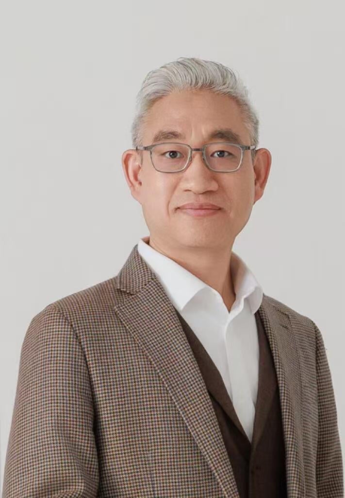 TWOPAGES simplifies shopping for custom window treatments