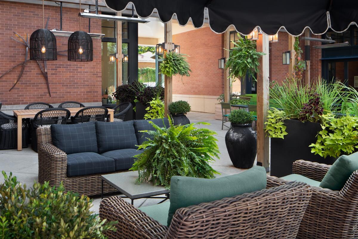 Why this Milwaukee shop owner’s team doesn’t work on commission