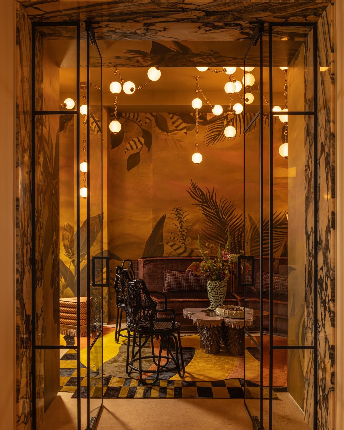 Moniomi Designs unveils Miami showroom, Aerin opens in East Hampton, and more