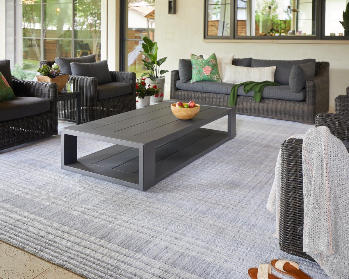 Feizy goes West with its new Oregon rug gallery