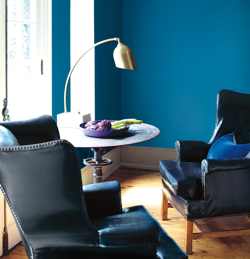 ​Benjamin Moore launches leather-like paint collection