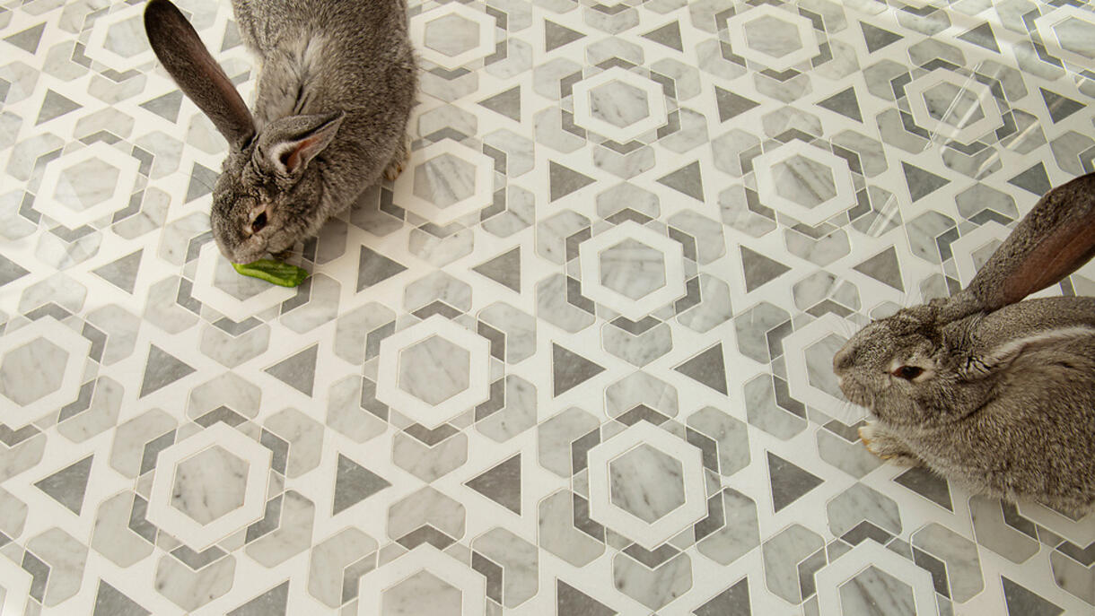 7 lively ways to decorate with gray