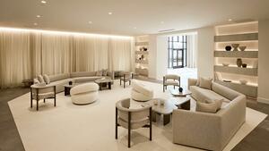 Large bernhardt lounge angle1