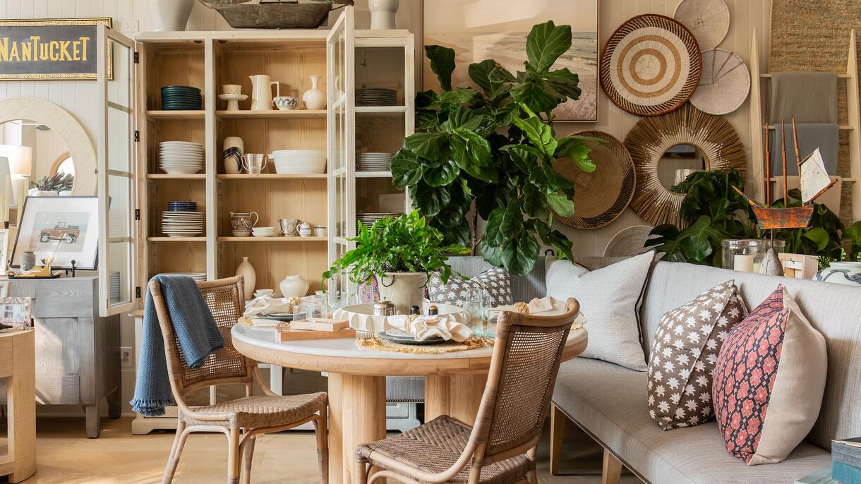 Fall in store 24  7 %283%29