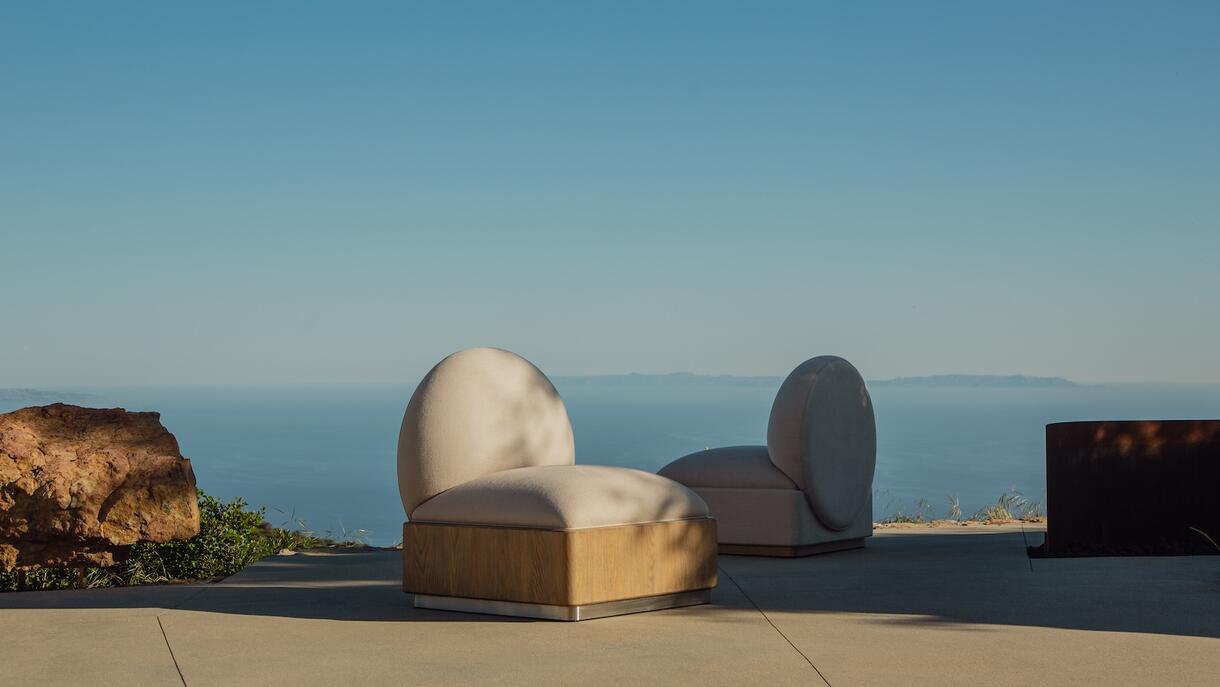 2   910 bao lounge chair   a rudin