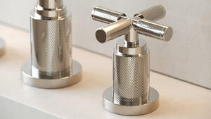 Bathroom 3 04 5k knurled handle