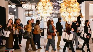 12923b 935 lightovation hero