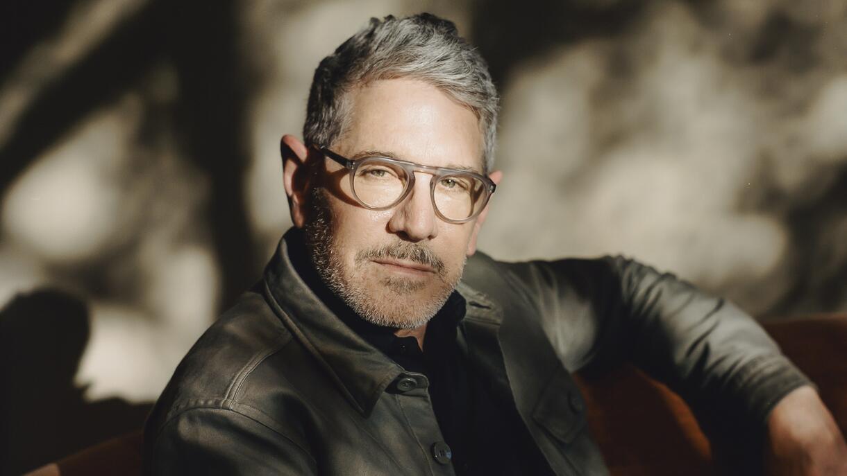 Steven volpe headshot