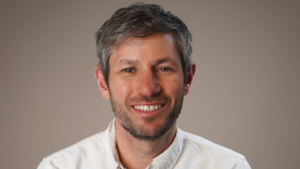 Eric edelson headshot 2023 carta portrait
