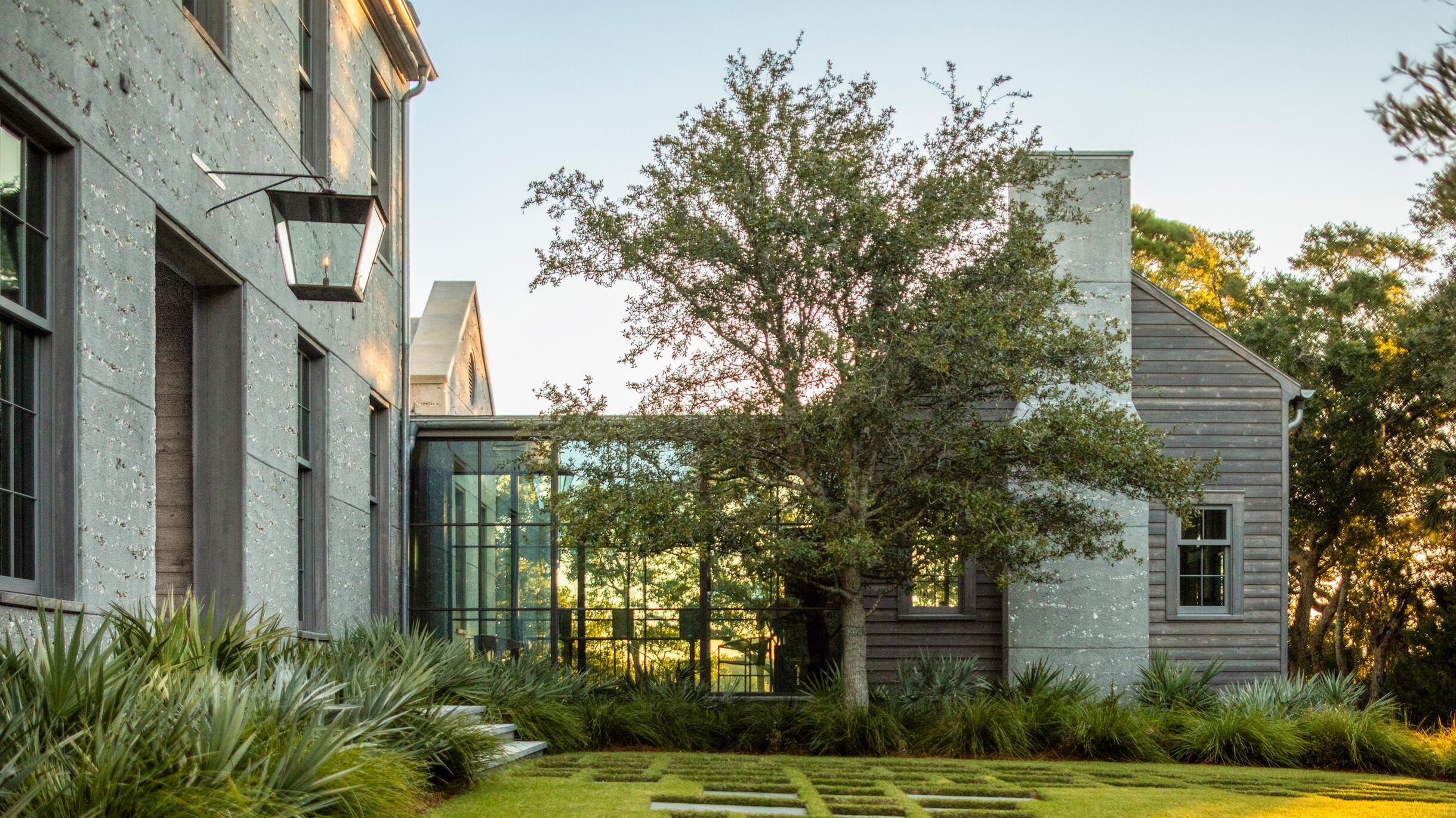 Ingenuity and timelessness take first place at ADAC's annual awards fete