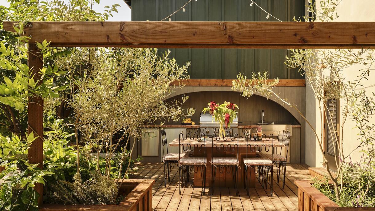 Copy of 40   outdoor kitchen 1