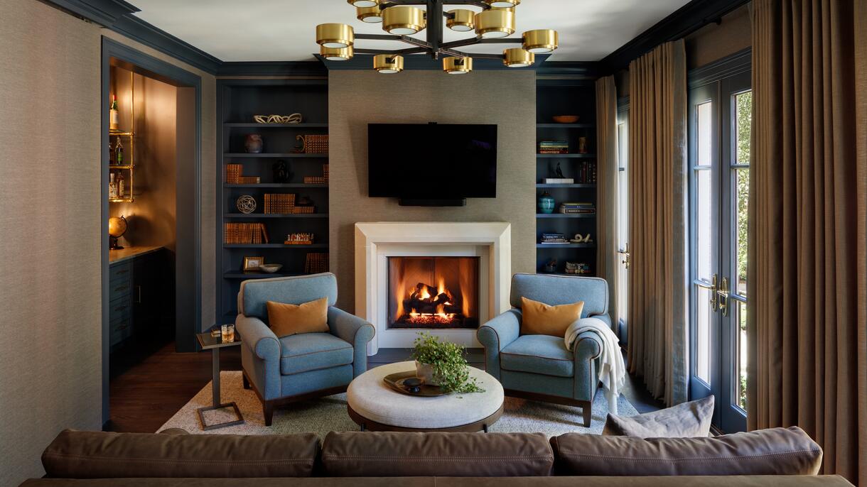 Tracy morris design  family room  photo by jennifer hughes