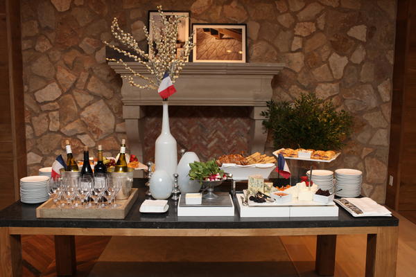 Guests were treated to wine tastings and seasonal hors d'oeuvres.