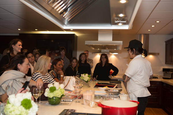 Chef Kris Yenbamroong addressing the guests