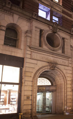 The St. James Building entrance off Broadway, the location of the kinder MODERN gallery