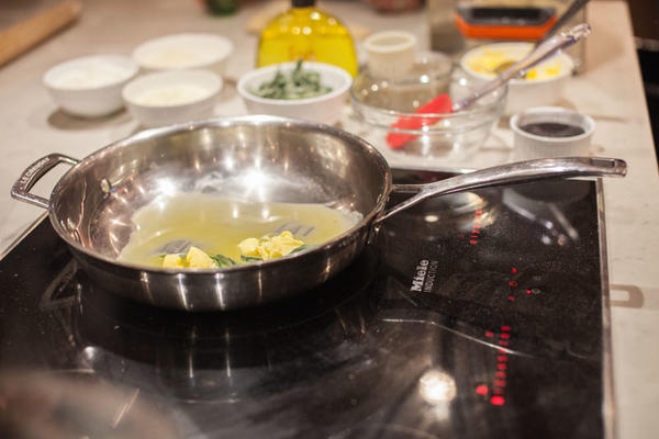 Utilization of the Miele Induction Cooktop during the cooking demonstration 