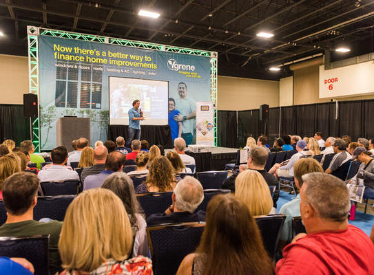 The show’s celebrity designer, DIY Network’s Matt Blashaw, gives a presentation to a packed house.