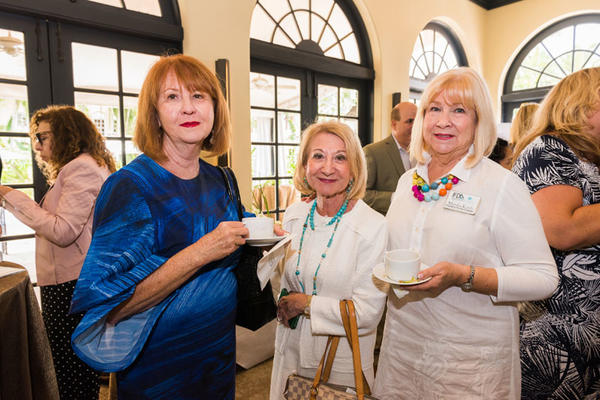 Ellie Caimano, Lynn Sciarrone and Marsha Koch enjoying refreshments at the Palm Beach Auth Lux Summit.