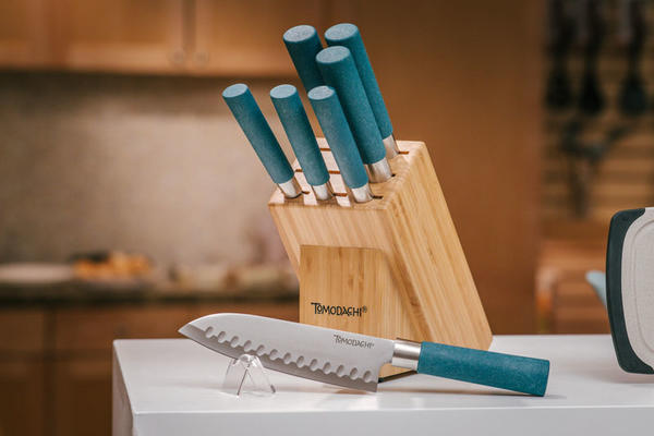 Tomodachi’s new cutlery is made of rice husk and 50% less plastic than previous designs. 