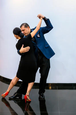 Guests were entertained by the graceful moves of two tango dancers.
