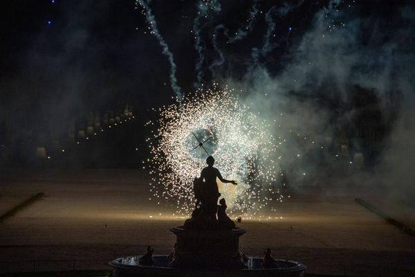 After dinner, guests were treated to a surprise fireworks display over the Gardens of Versailles.