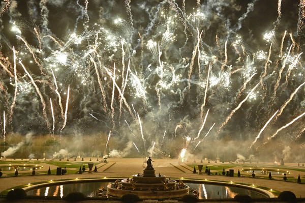A magnificent fireworks show over the Gardens of Versailles