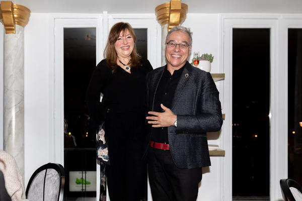 Kim Radovich and ASID NY Metro Chapter president-elect Benjamin Huntington welcome everyone to the farewell dinner.