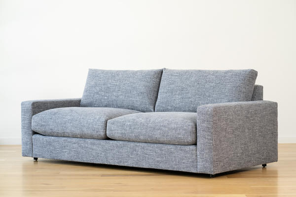 Linden Sofa in Gray linen
