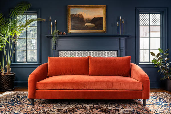 Hawthorne Sofa in velvet