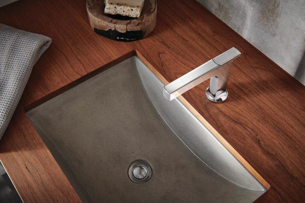 A Kintsu Collection faucet showcases the cross handle design