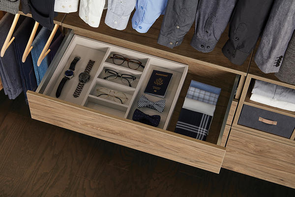 Avera Full-Extension, Soft-Close Drawers in Dune with 
accessory organizers