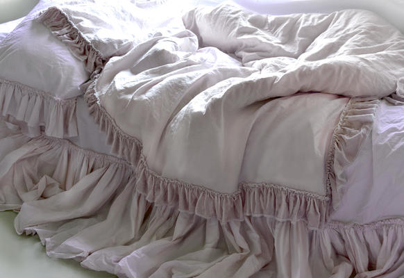 Silk velvet Tatter Ruffle bed in Rose Blush