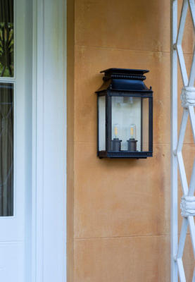 Stratfield wall lantern
