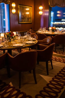 Carne Mare private dining room featuring the Ruffle Rouge rug by Martin Brudnizki for The Rug Company