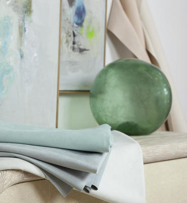 From sand to the sea, Ultrasuede’s high durability withstands the harsh elements that track their way into a coastal home.