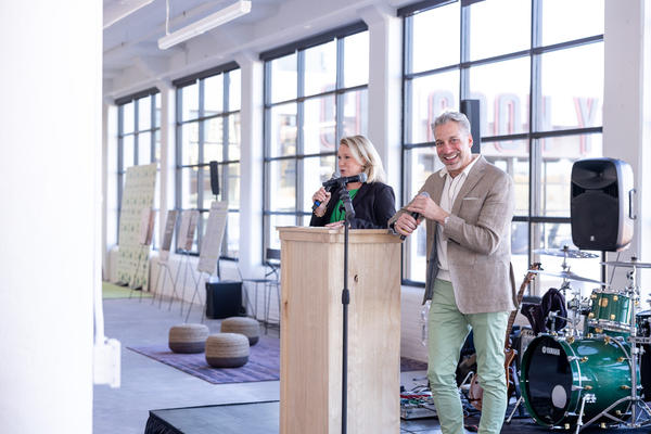 Libby Langdon and Thom Filicia, SFC ambassadors and emcees for the event