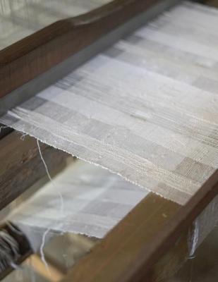 Gossamer woven-to-size window covering on the loom