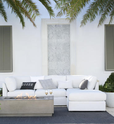 Franco II Outdoor Sectional & Tulum Fire Pit