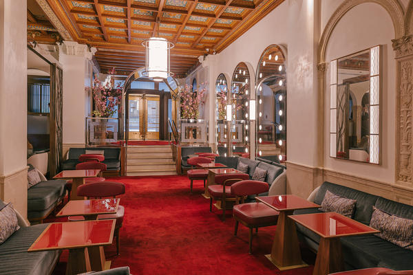 The Lalique Bar at Restaurant Daniel.