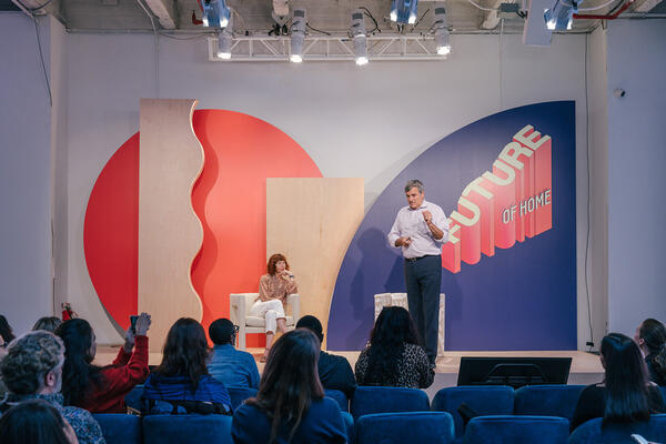 On the main stage, business coaches Justine Clay and Sean Low helped designers assess how to account and charge for their billable time and bring clarity and confidence to their firm’s finances.
